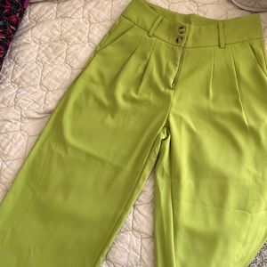 M Wide Leg, High Waisted Trouser
